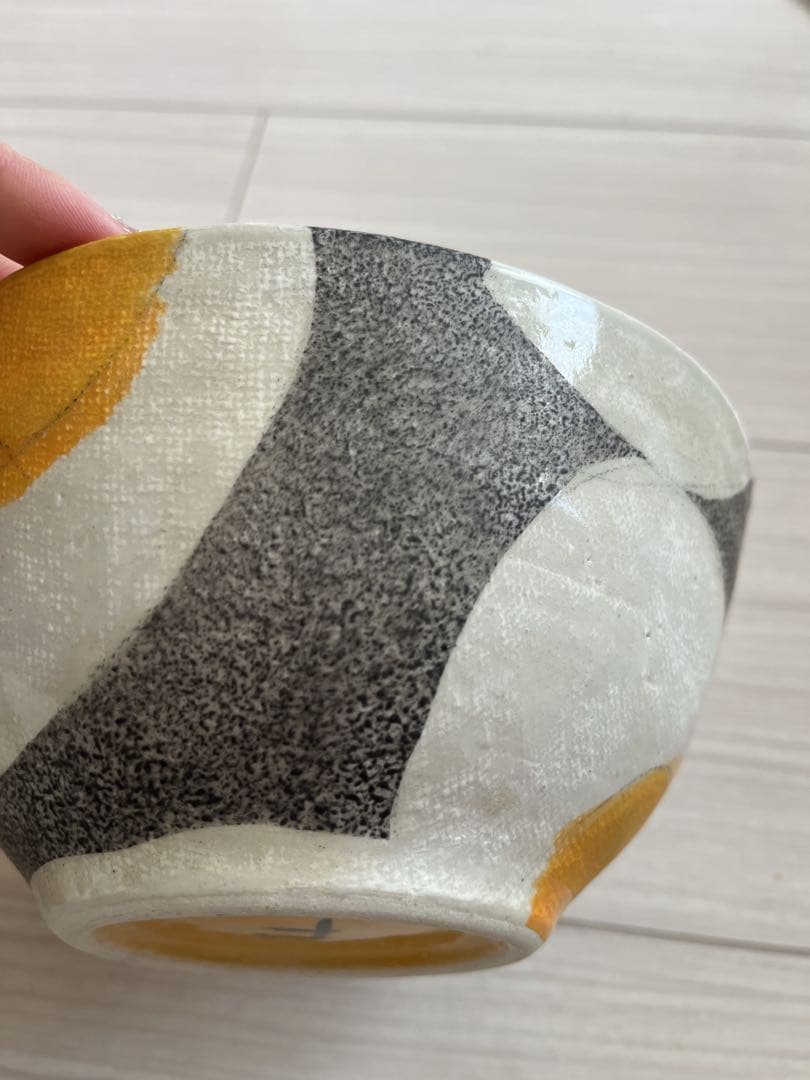 今井一美さん作 たまご　にんにく　タマネギデザインの陶器