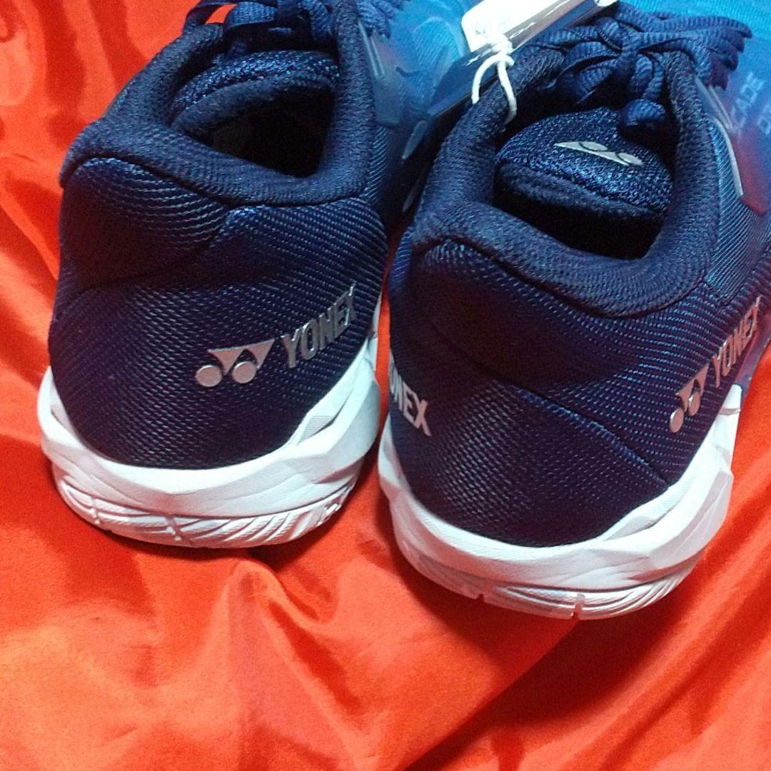 【新品未使用】ヨネックス　バドミントンシューズ
