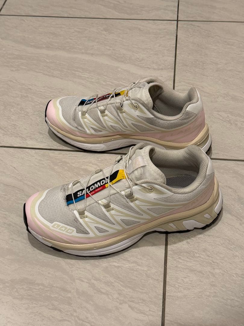 Salomon ランニングシューズ ホワイト/ピンク 24cm