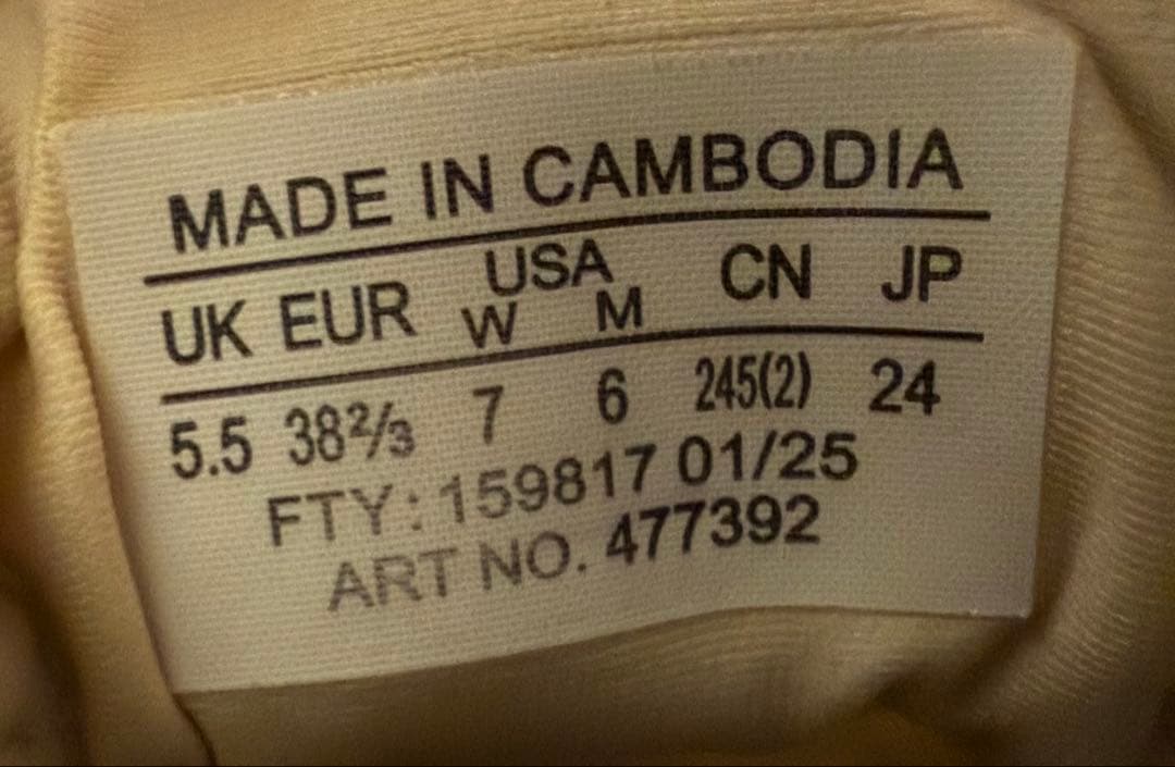 Salomon ランニングシューズ ホワイト/ピンク 24cm