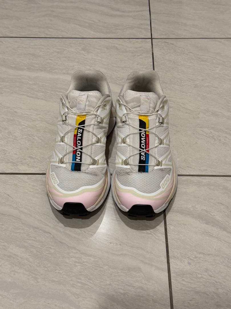 Salomon ランニングシューズ ホワイト/ピンク 24cm