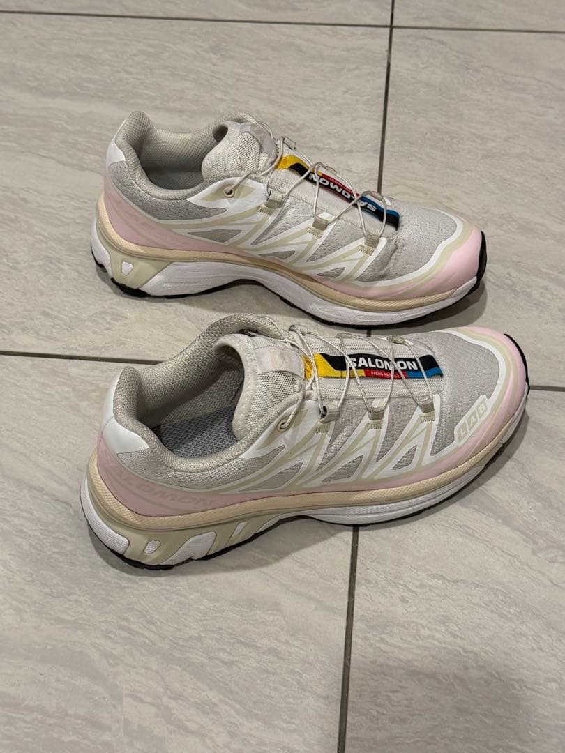 Salomon ランニングシューズ ホワイト/ピンク 24cm