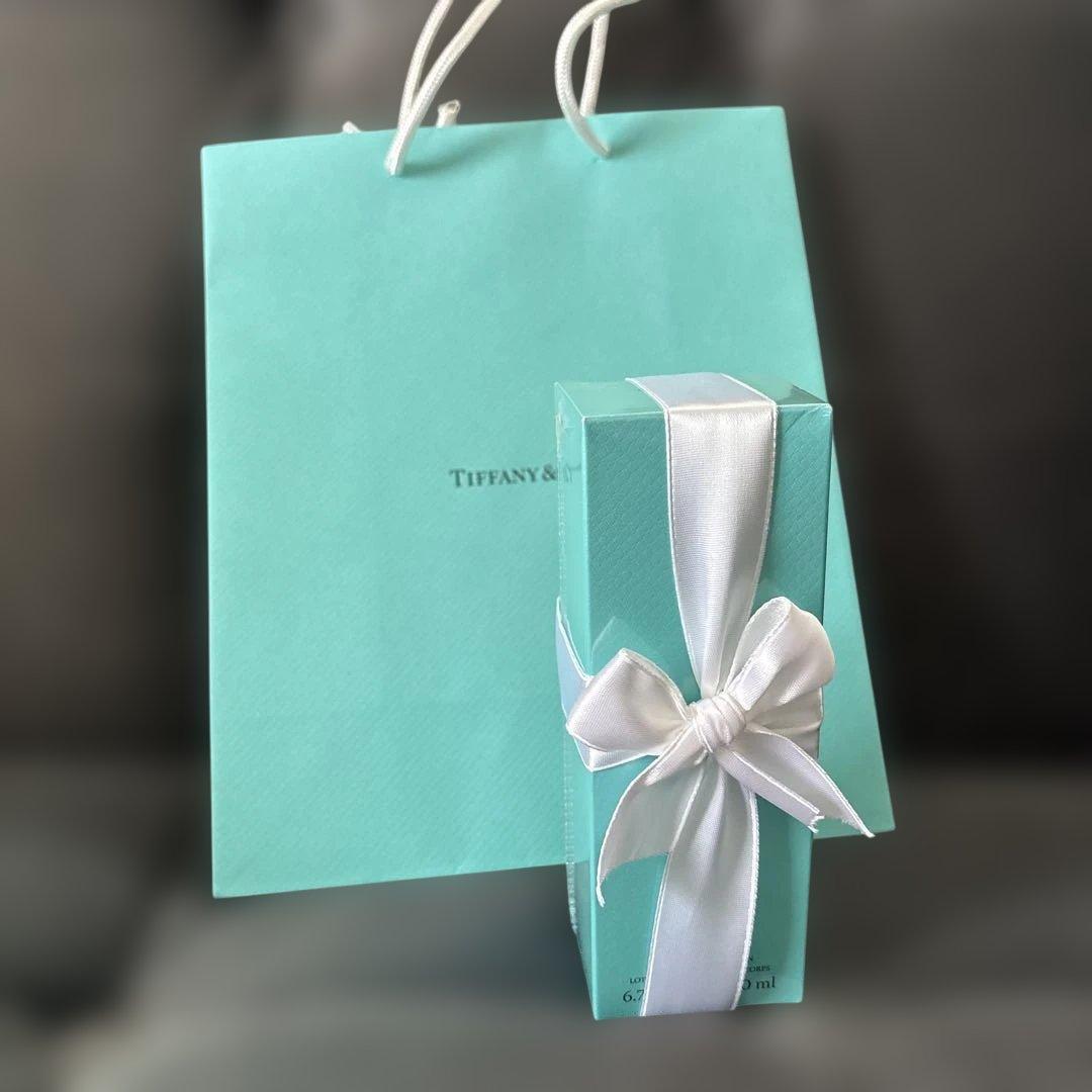 お値下げ•*¨ティファニー ボディローション 200ml ギフトボックス付き