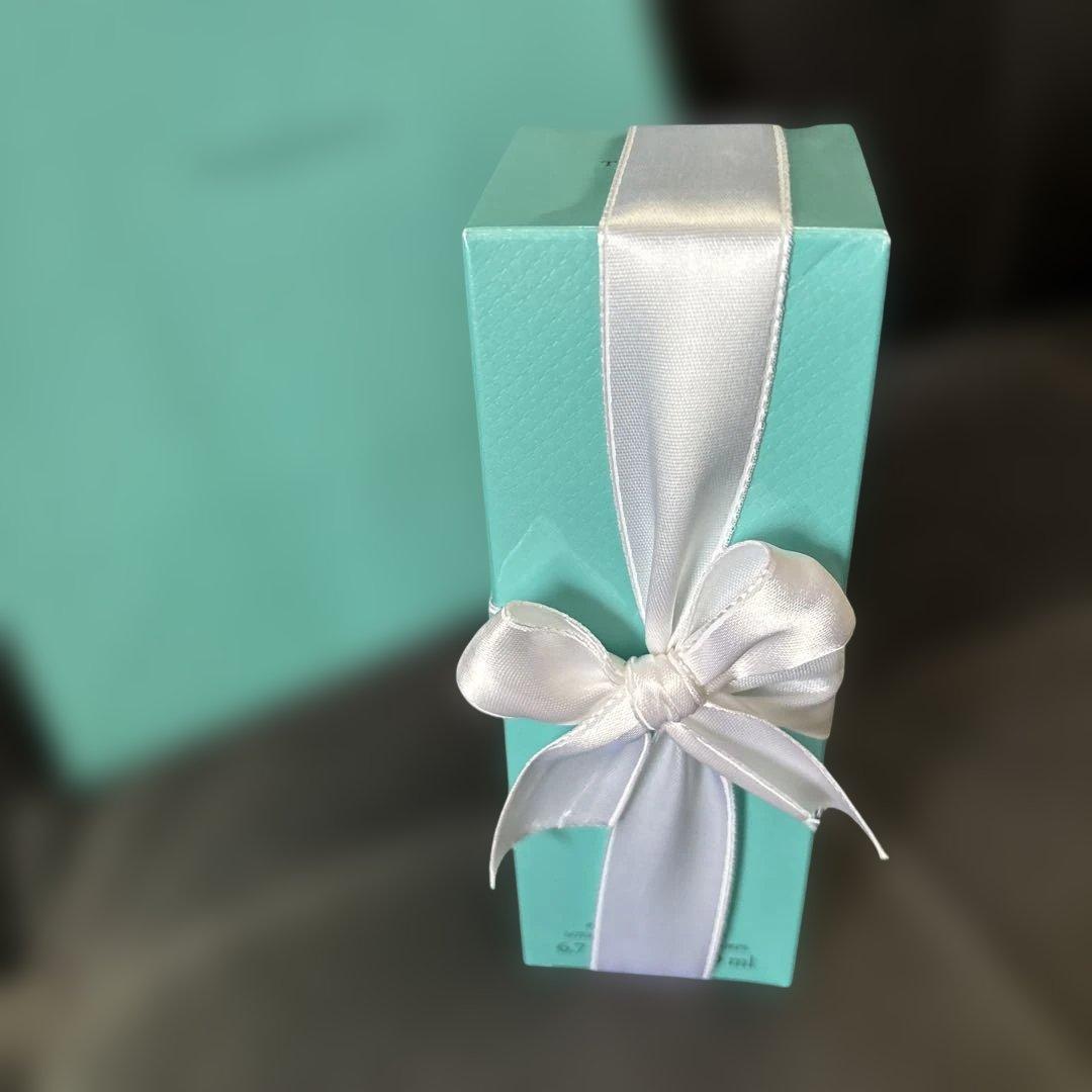 お値下げ•*¨ティファニー ボディローション 200ml ギフトボックス付き