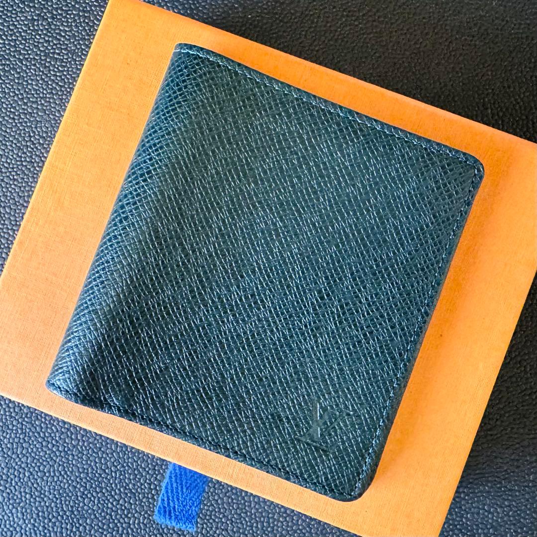 LOUIS VUITTON タイガ ポルトビエ カルトブルー 折り財布 外観極美