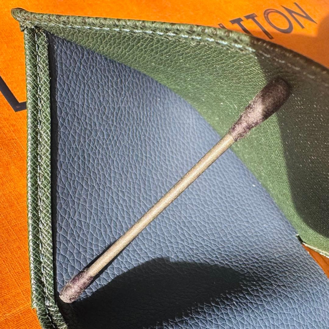 LOUIS VUITTON タイガ ポルトビエ カルトブルー 折り財布 外観極美