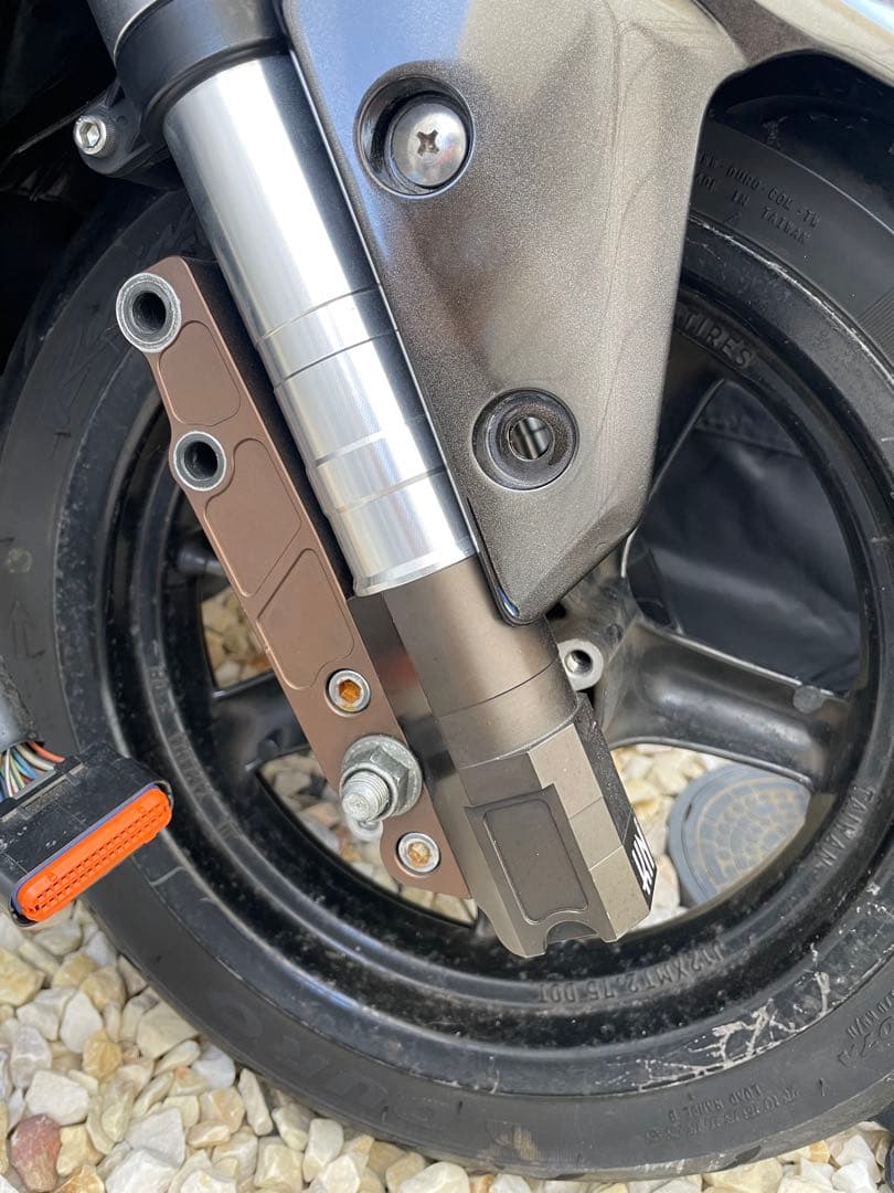 シグナスx 2型、3型KNフロントフォーク