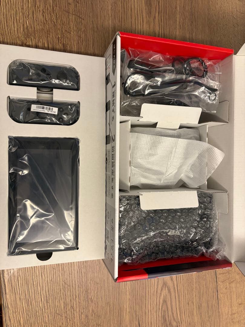 スウィッチ本体（switch）