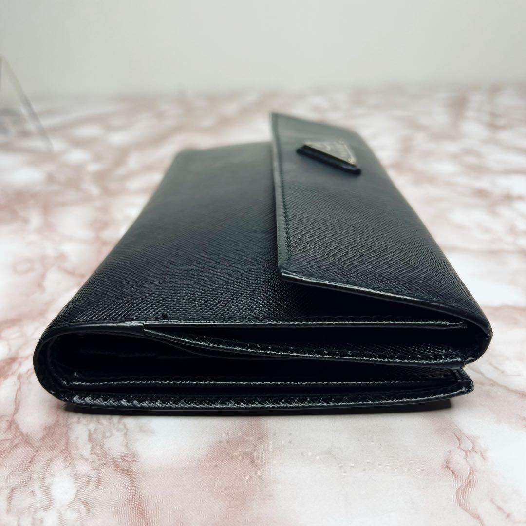 【極美品】PRADA 二つ折り財布　長財布65