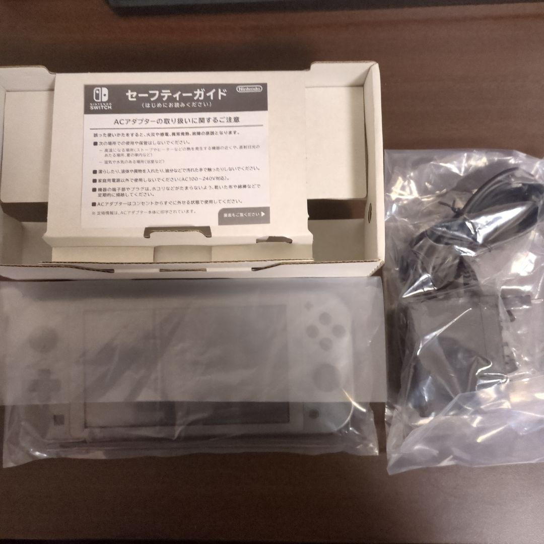 【美品】Nintendo Switch Lite ディアルガ・パルキア