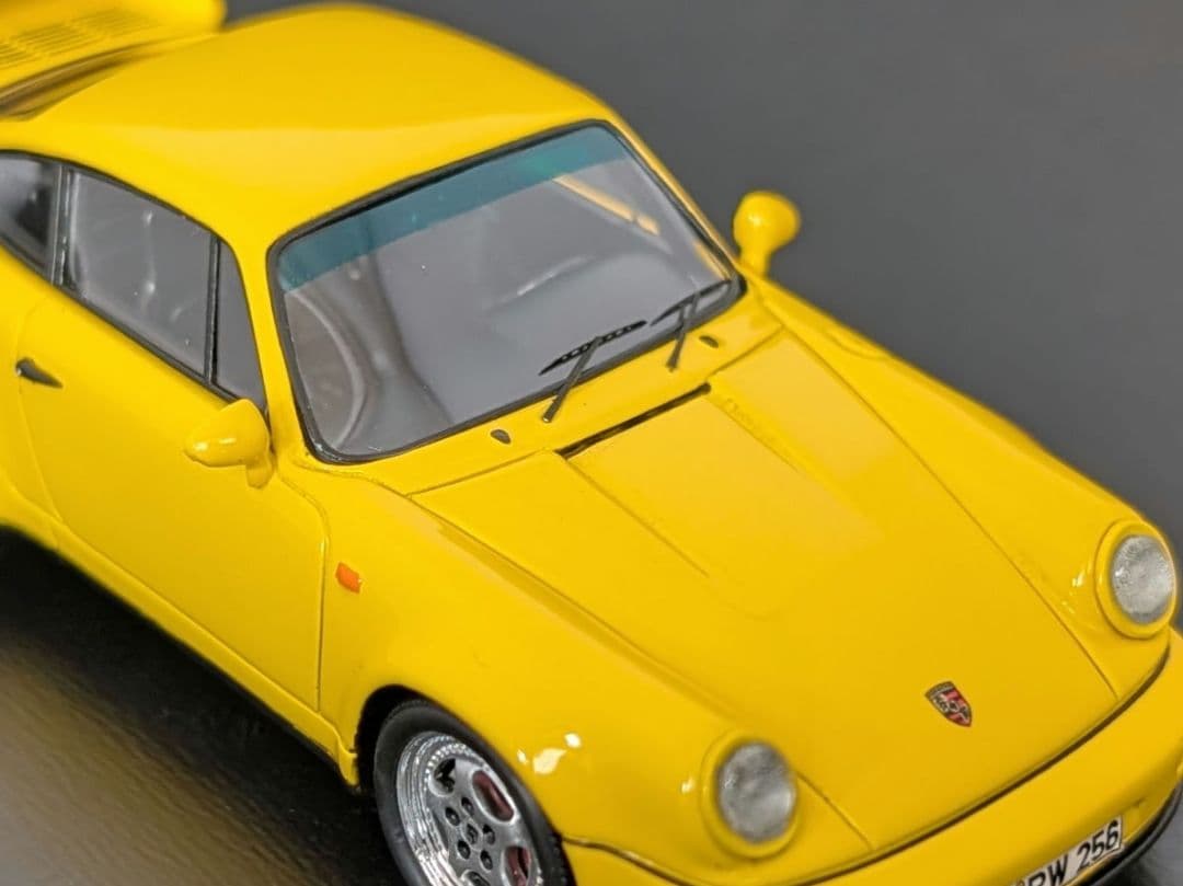 スパーク 1/43 ポルシェ 911 カレラ RS 3.8 1993 イエロー