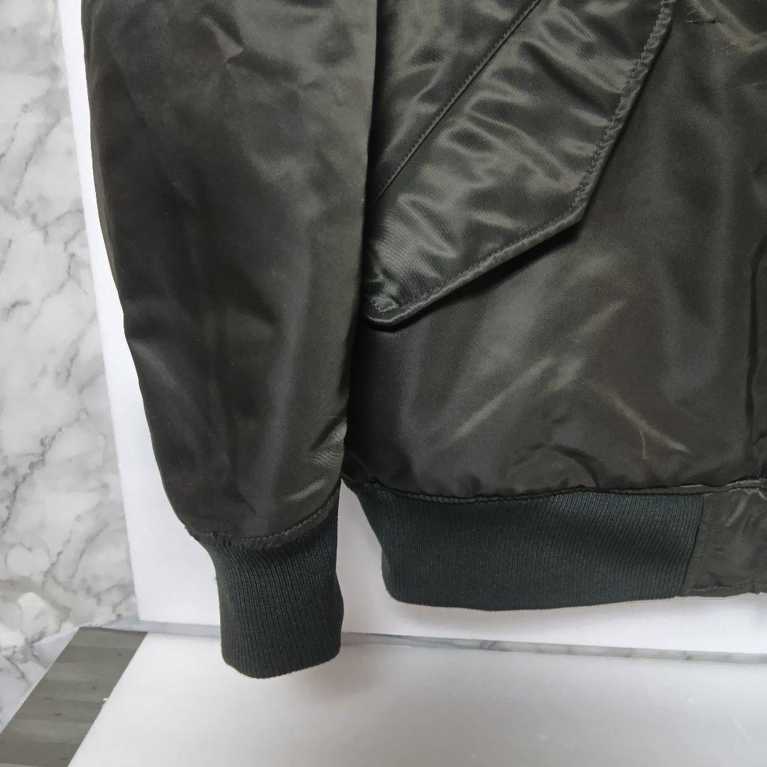 ユニクロ　＋J ハイブリッドダウン　オーバーサイズMA-1 フライトジャケット