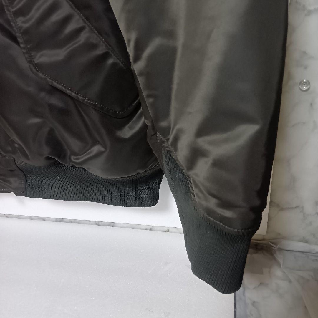 ユニクロ　＋J ハイブリッドダウン　オーバーサイズMA-1 フライトジャケット