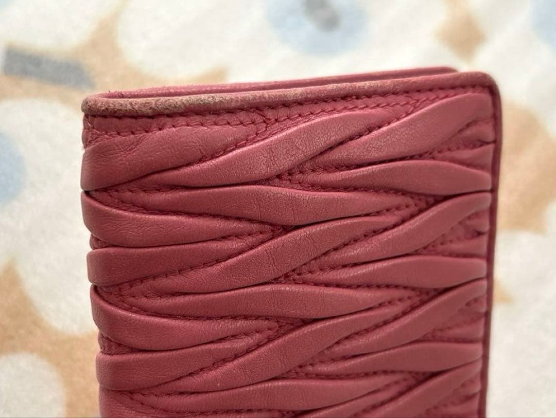 SALE✩.*˚MIU MIU マテラッセ ウォレット 二つ折り財布