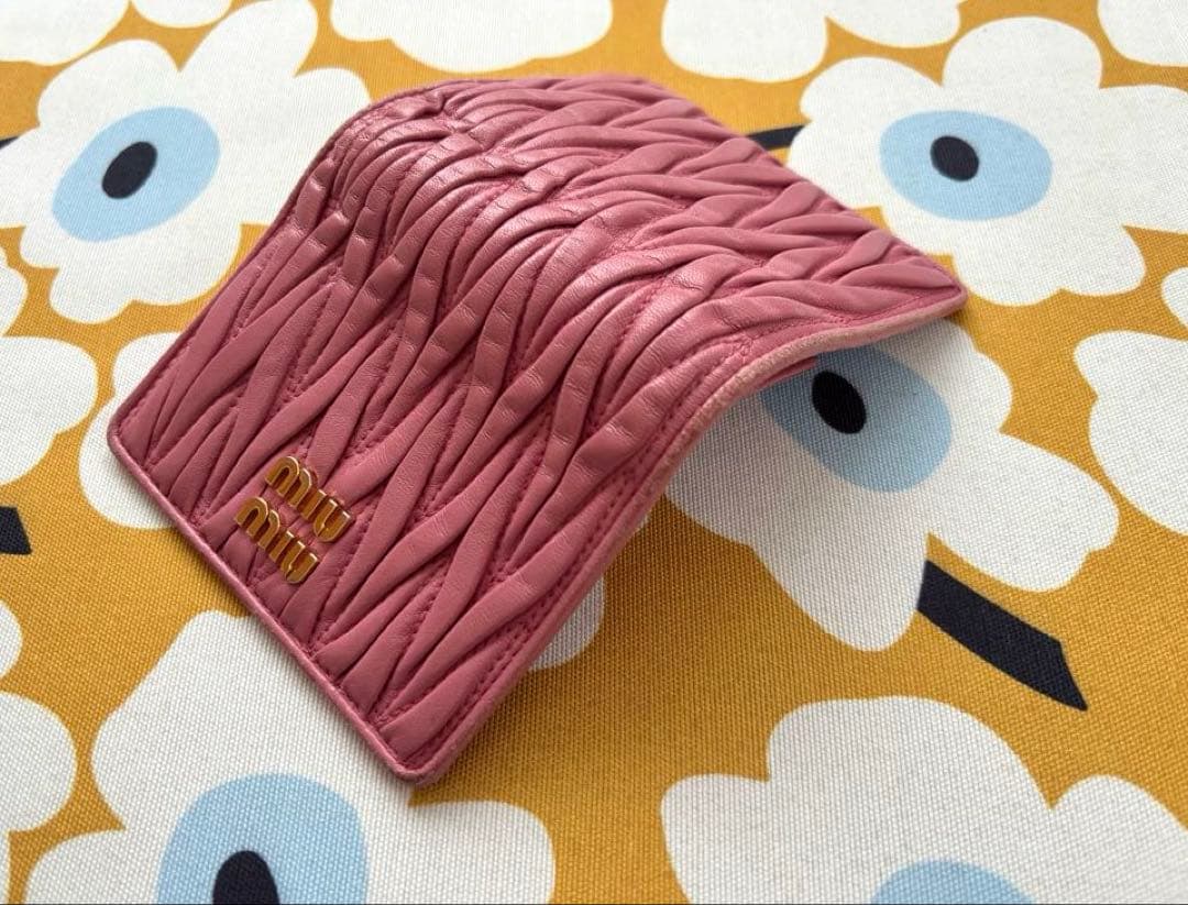 SALE✩.*˚MIU MIU マテラッセ ウォレット 二つ折り財布