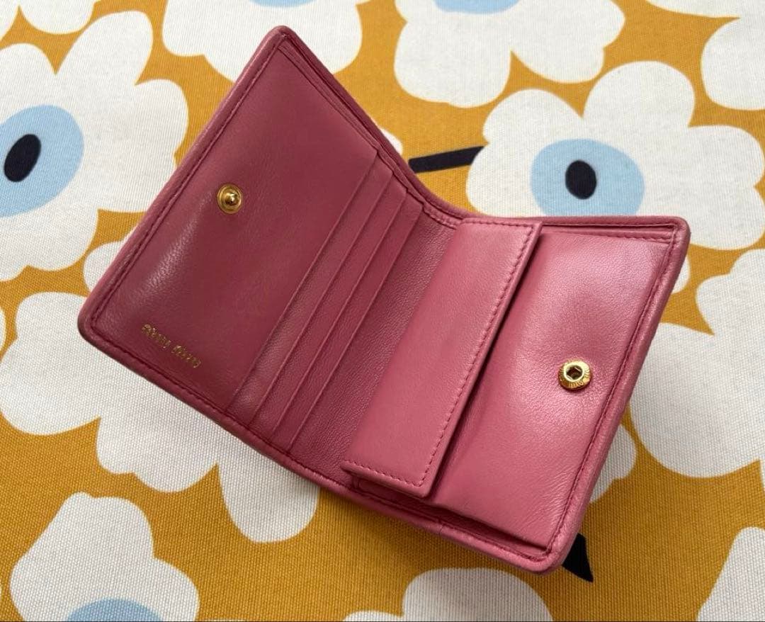 SALE✩.*˚MIU MIU マテラッセ ウォレット 二つ折り財布
