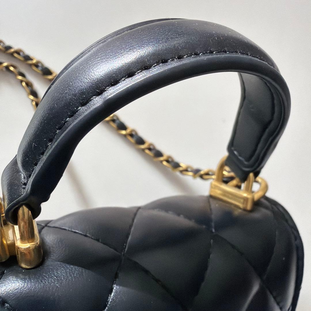 CHANEL チェーン付き ノベルティ ショルダーバッグ