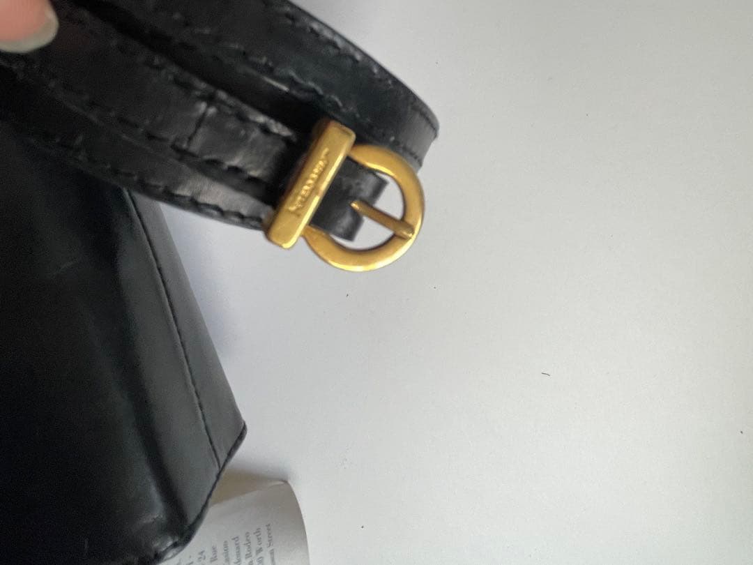 フェラガモ クラッチ バック 財布 取り外しショルダー 付き ななめ掛け