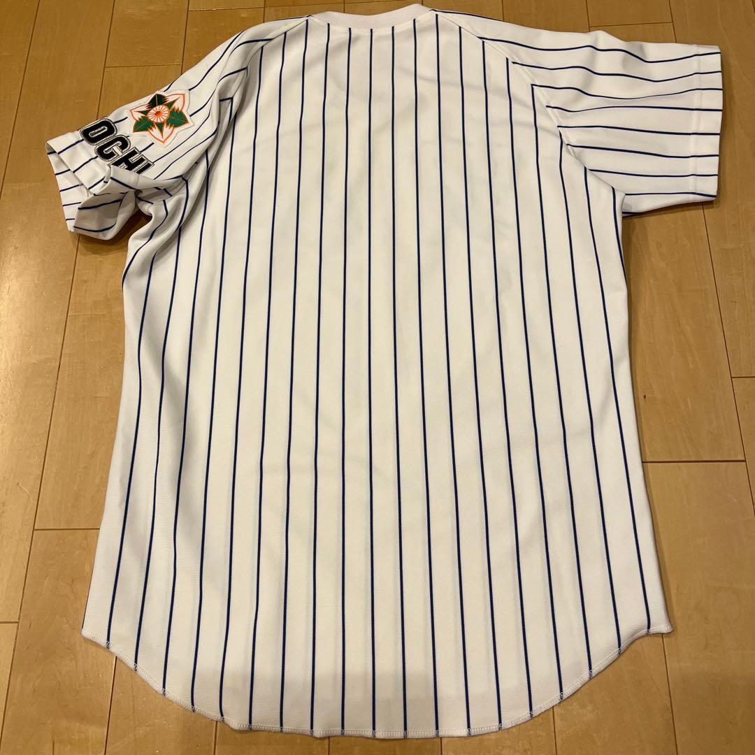 明徳高校野球部のユニフォーム