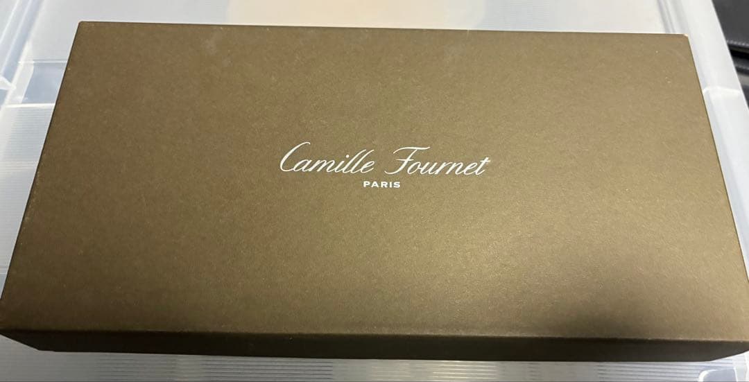 カミーユフォルネ　財布　ラピスブルー