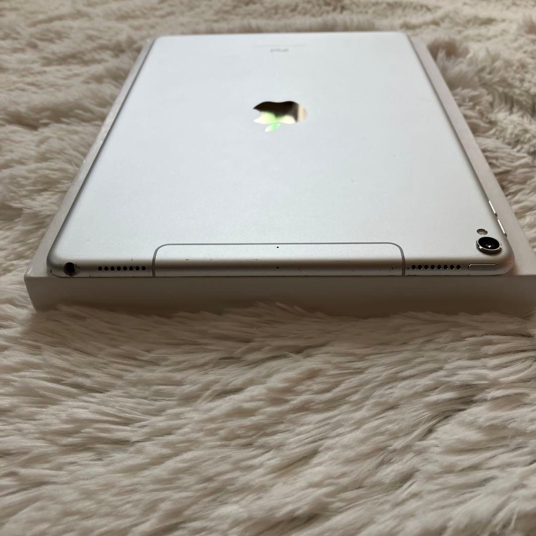【完動品】iPad Pro 10.5 256GB SIMフリー 【すぐ発送】