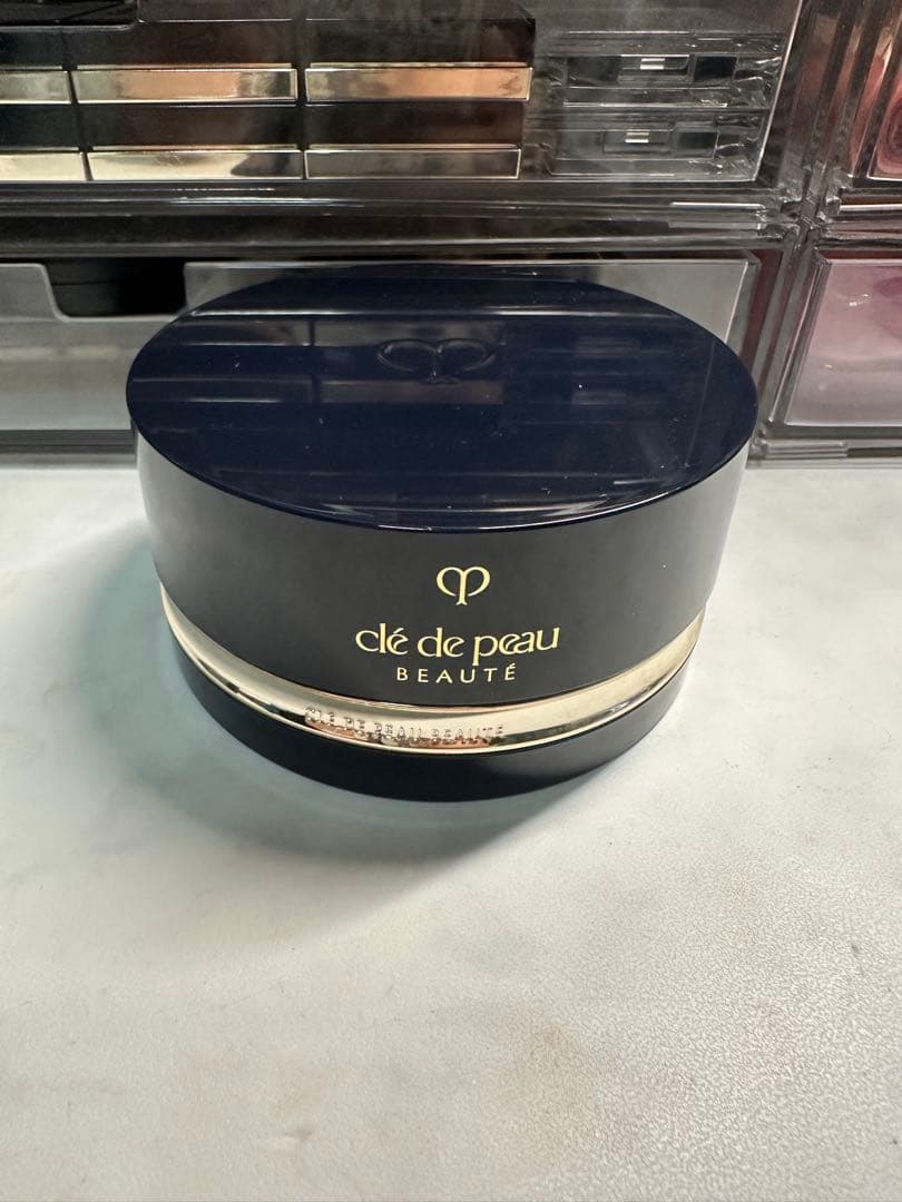 【きな 様】クレドポーボーテ プードルトランスパラントn M 1 ライト