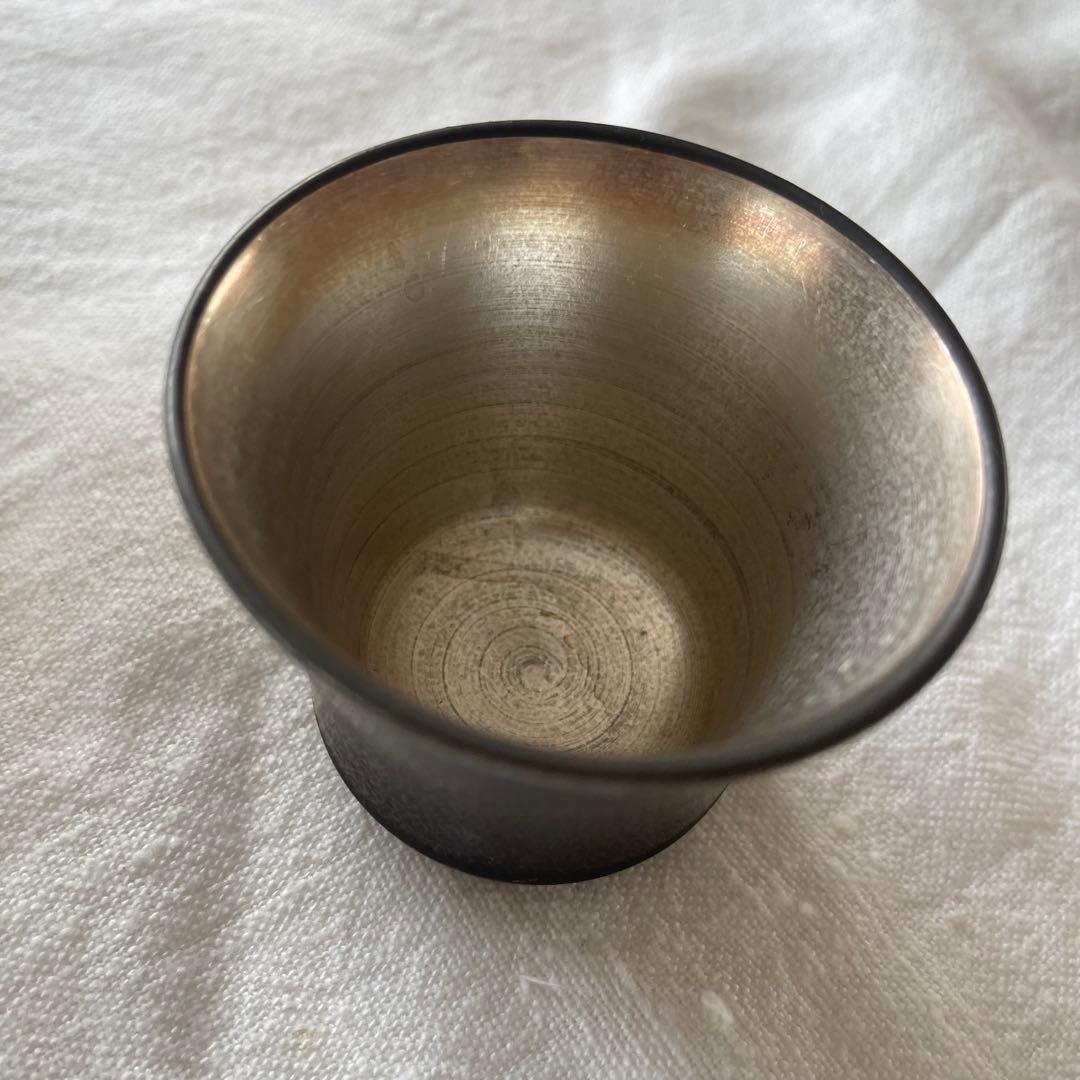 木下和美さんのシルバーと黒の茶器セット