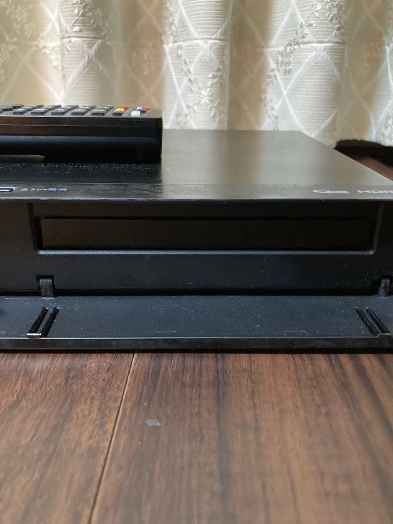 ブルーレイディスクレコーダー　シャープ　2020年製　2B-C05CW1