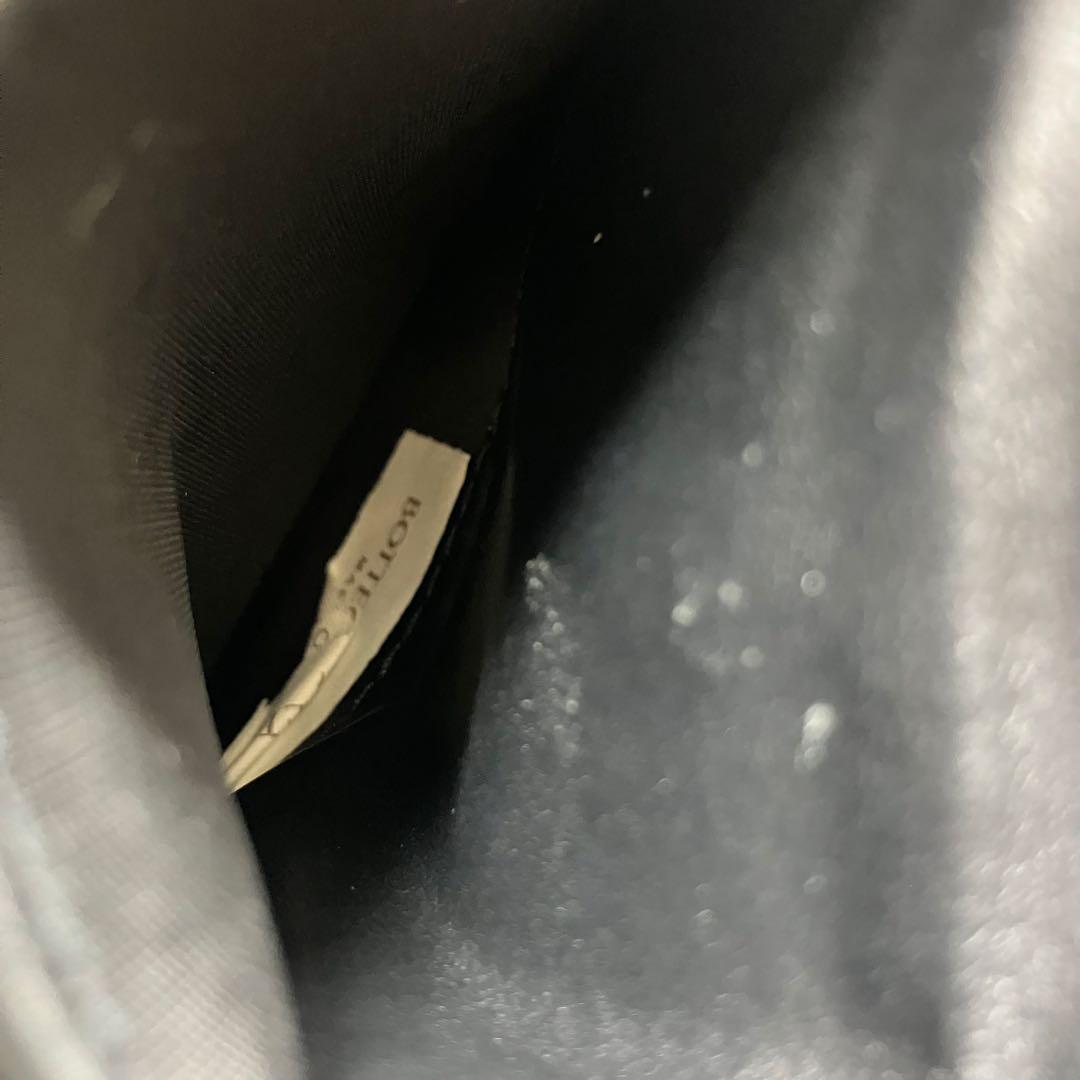 ボッテガヴェネタ✨近年 RFID搭載 マキシイントレチャート 本革 折り財布 黒