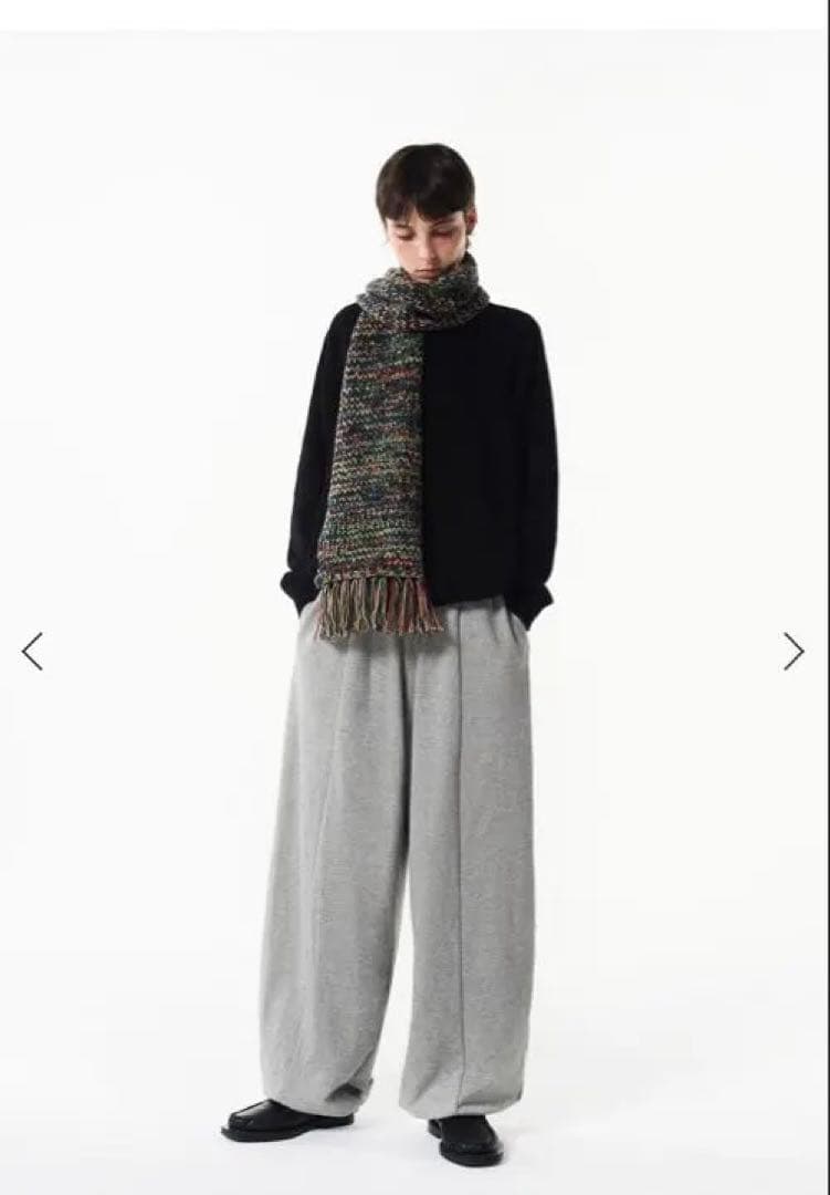 GADID ANONIEM マフラー