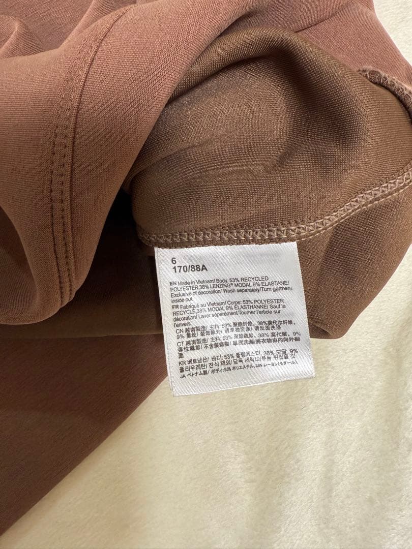 ルルレモン Perfectly Oversized Cropped Crew