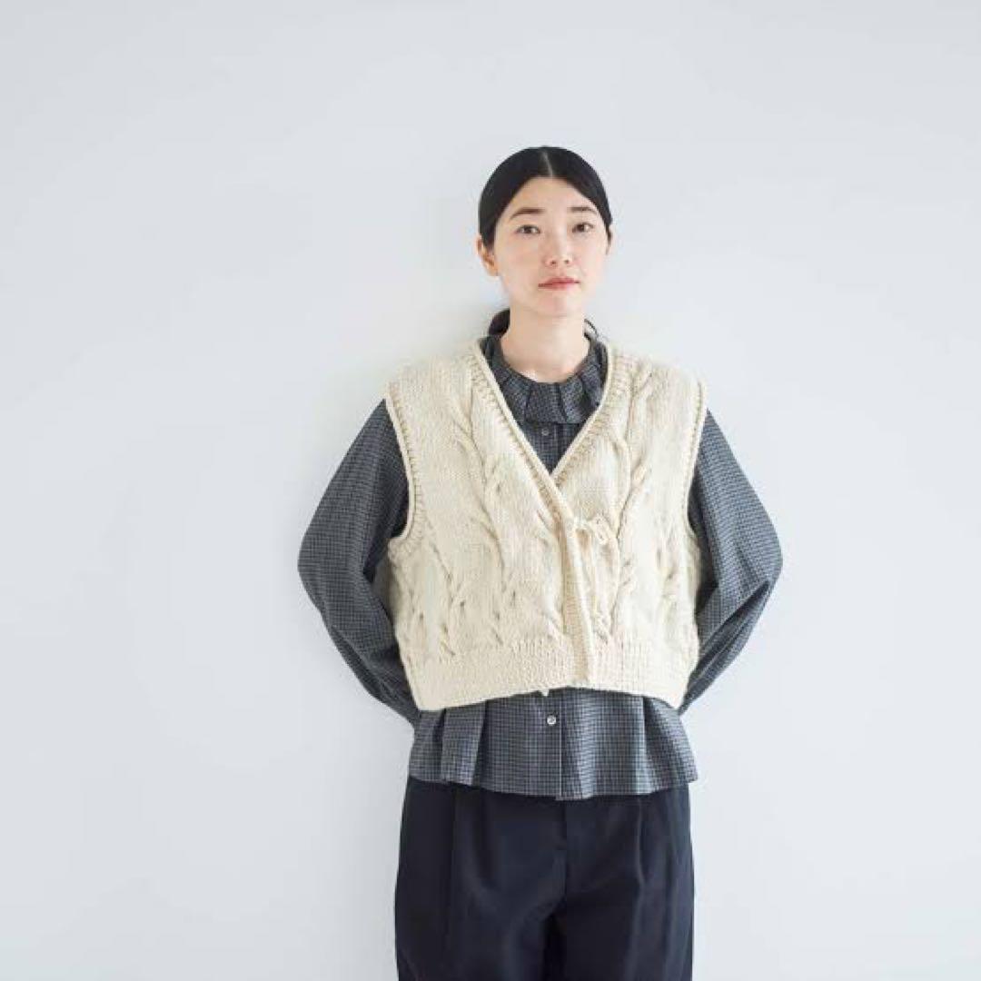 HAU ハンドニットベスト \"nepal\"2