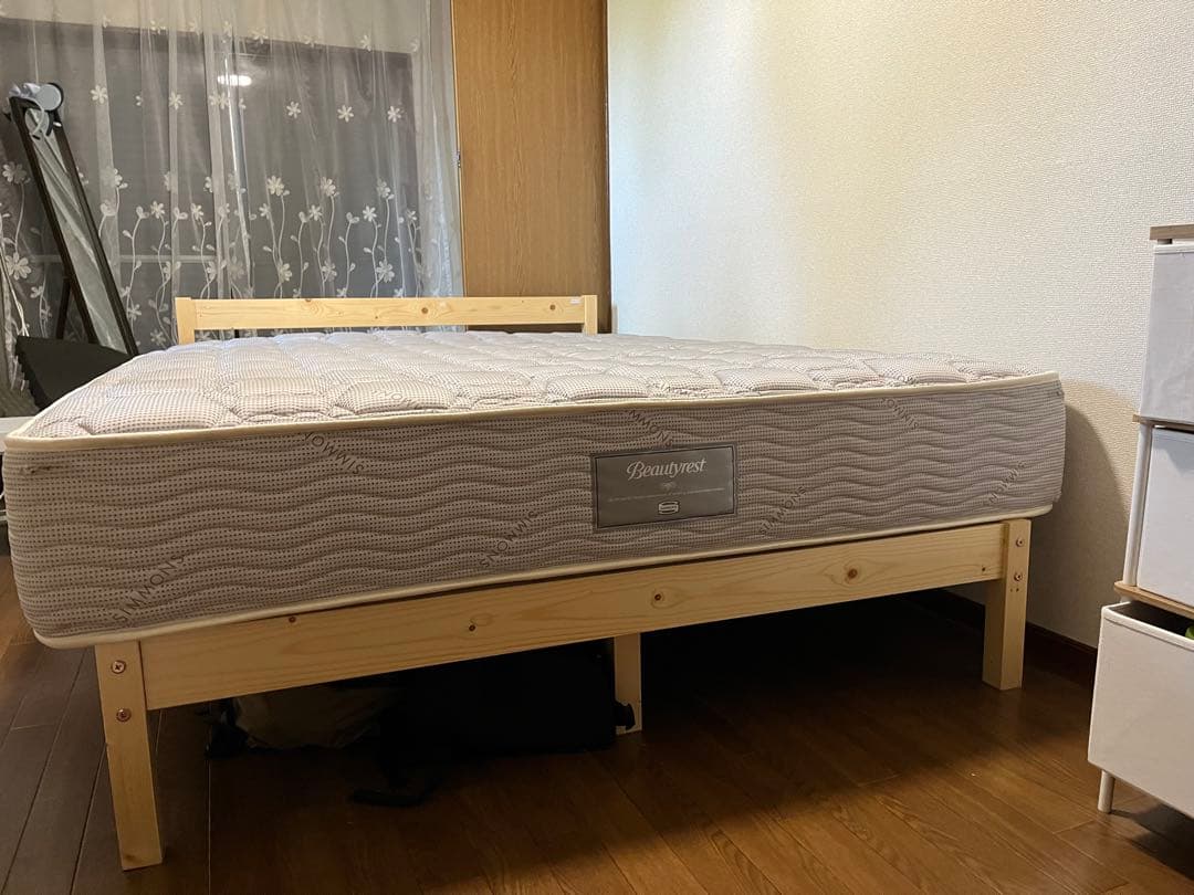 [激レアホテル専用] シモンズダブルベッド(クイーンサイズ)