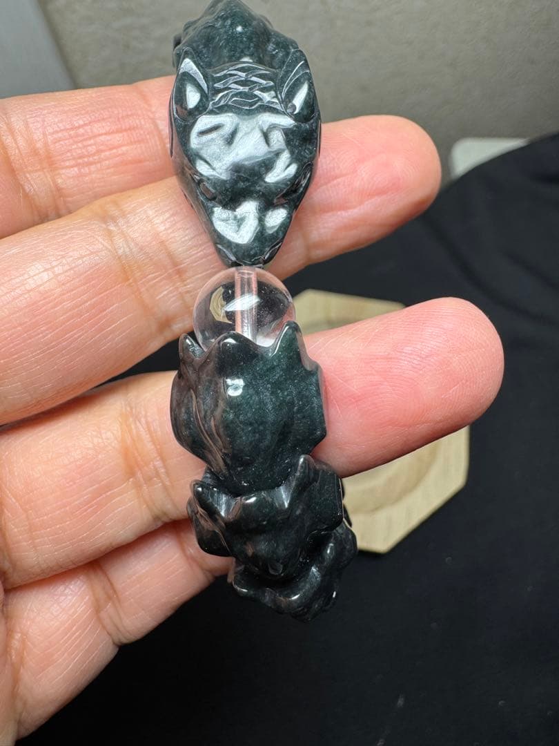 水晶&濃緑黒翡翠龍神ブレスレット