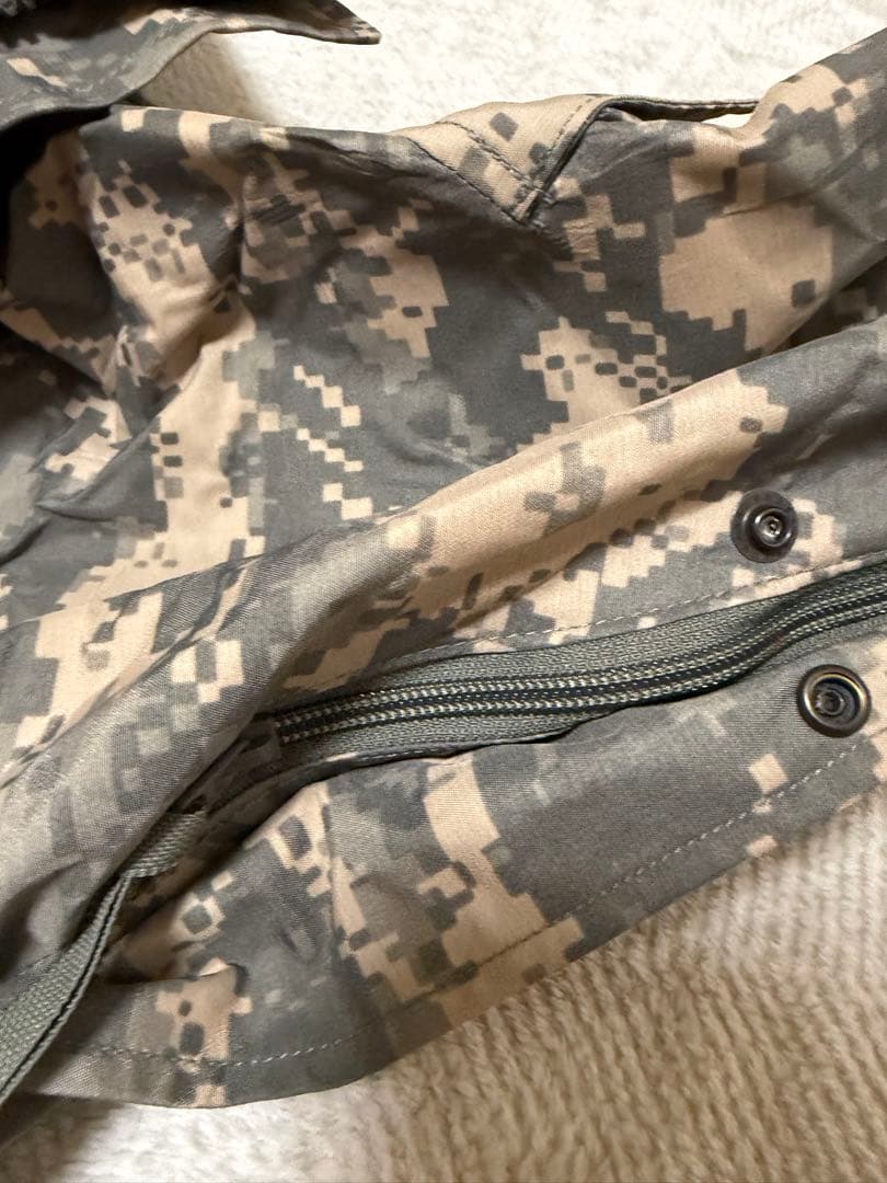 ECWCS デジタルカモ ゴアテックスパーカー 米軍放出 新品未使用
