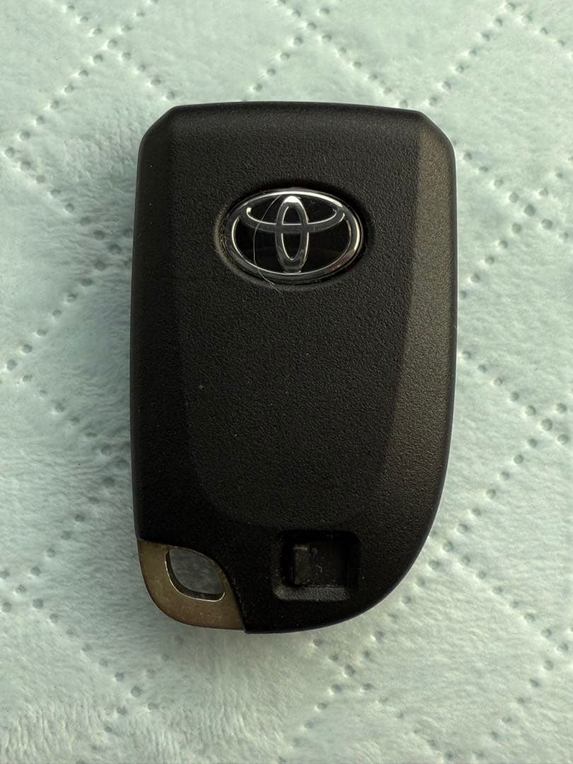 トヨタ 200系 ハイエース 純正 スマートキー 007-AF0105