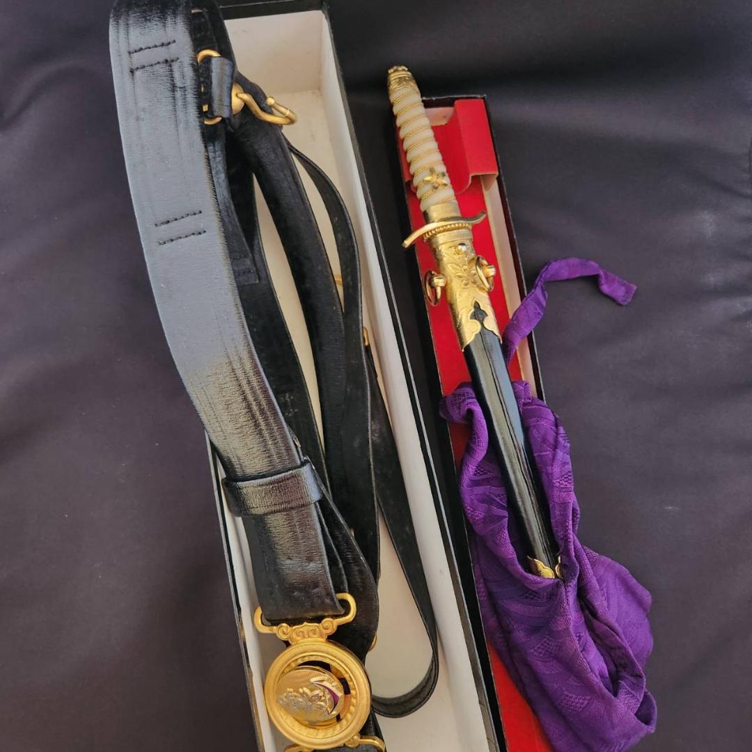 旧日本軍 海軍 短剣 士官用 剣帯 模造刀 短刀 桜紋 軍刀 刀剣 レプリカ