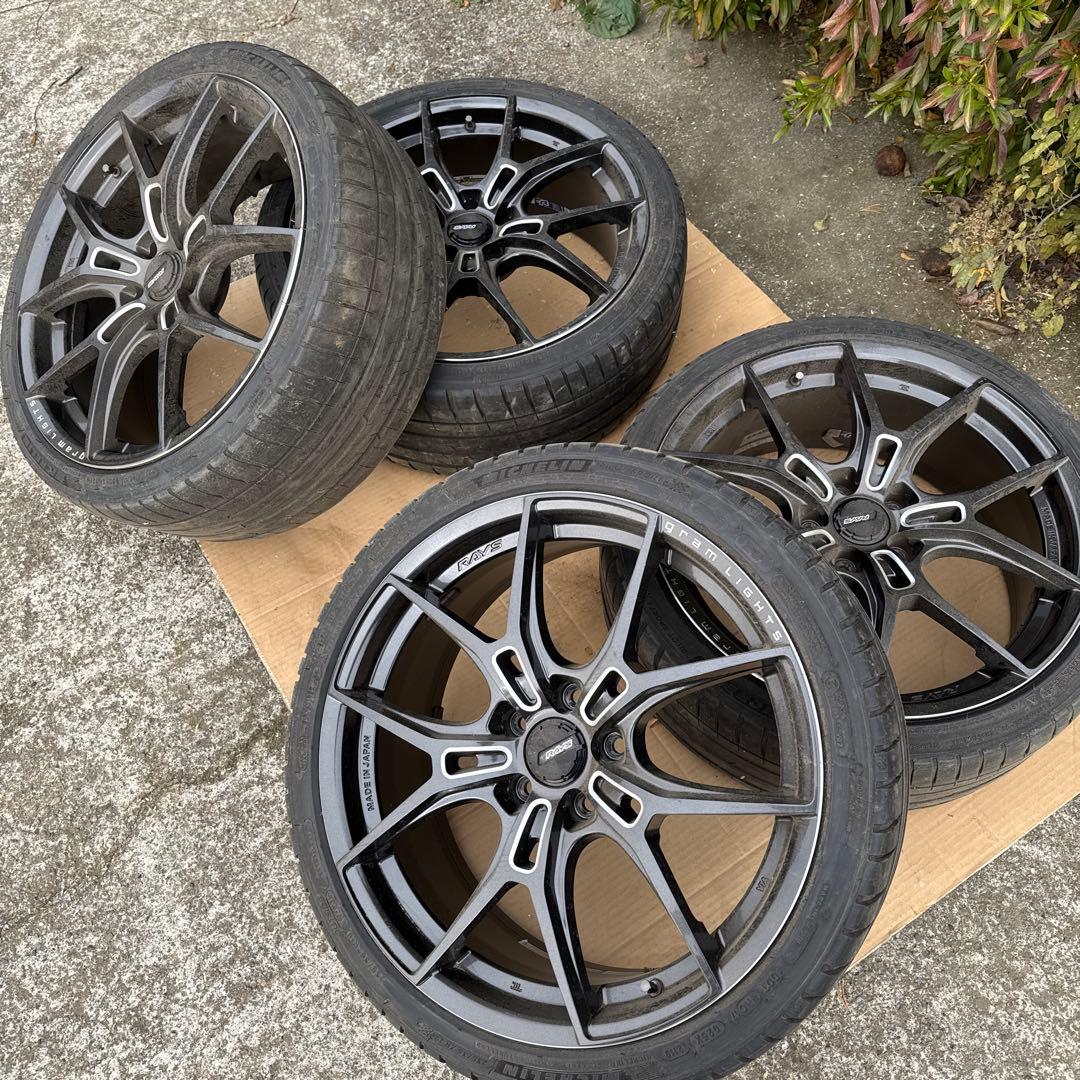 レイズ　グラムライツ19インチ PCD112 手渡し