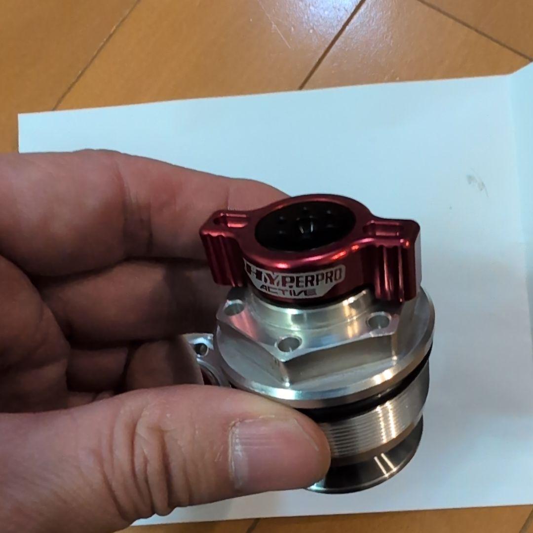 ハイパープロ プリロードアジャスター 赤 Z650RS