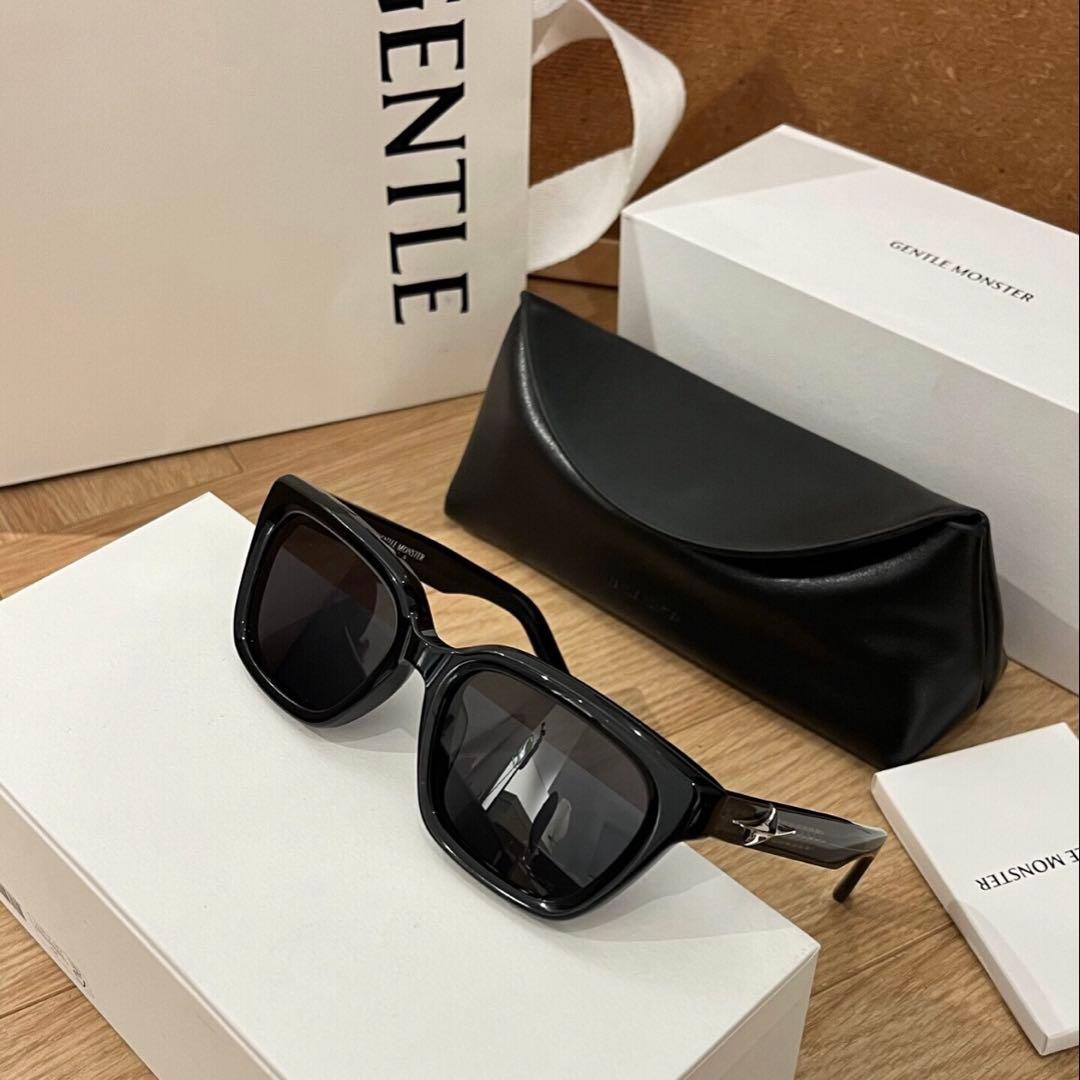 GENTLE MONSTER Hesse 01ブラックサングラス