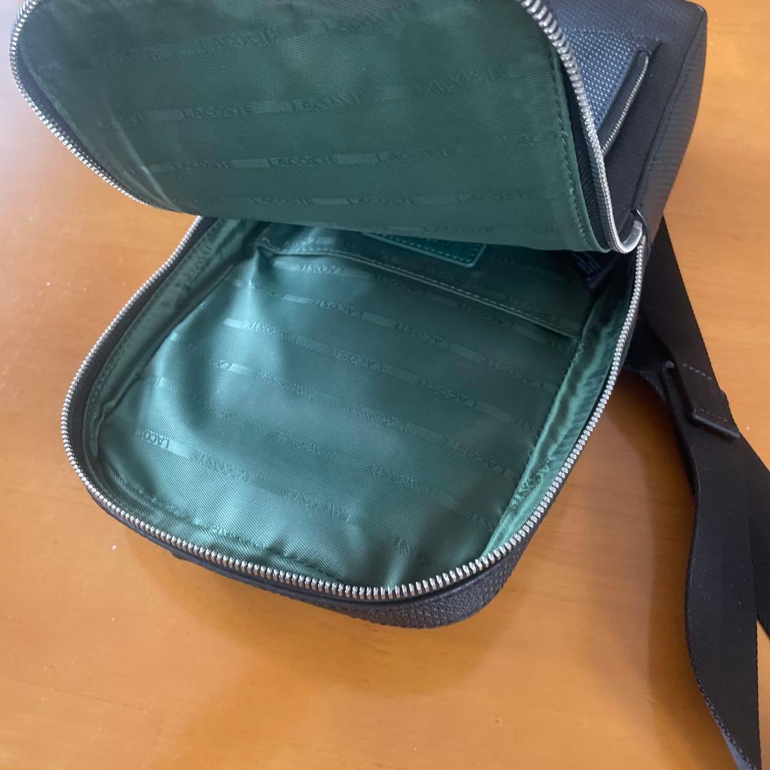 ラコステ　ボディーバック