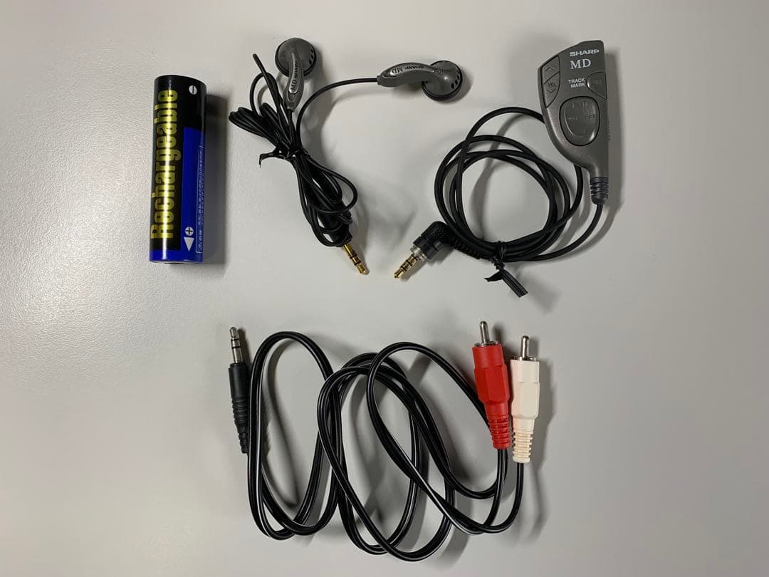 SHARP ポータブルMDレコーダー MD-MS100-S （中古品）