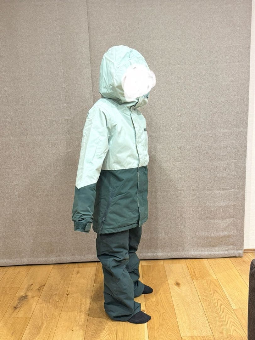 VOLCOM ボルコム　ウェアー　キッズウェアー　ボルコムキッズ　スノーボード