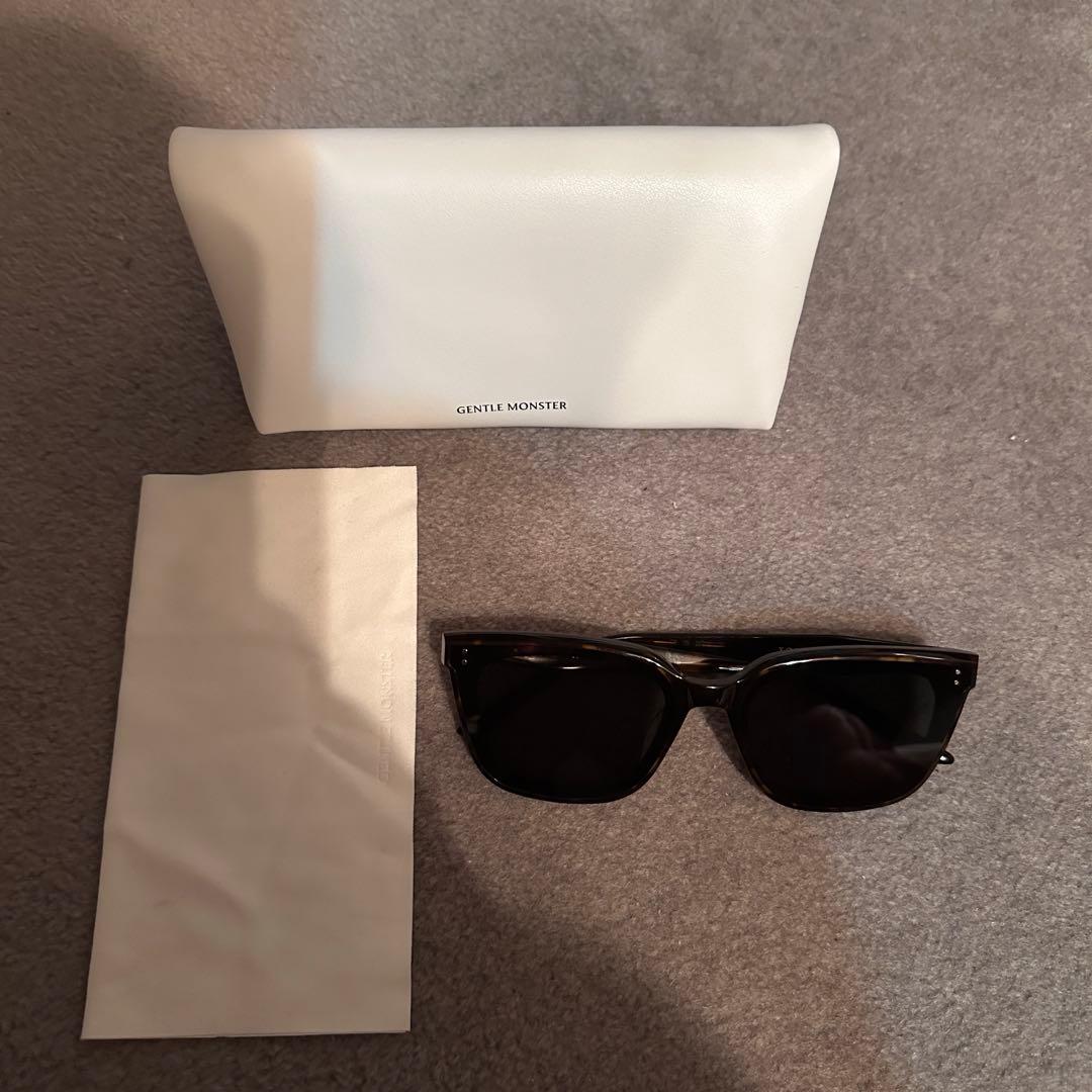 ジェントルモンスター　tote T1