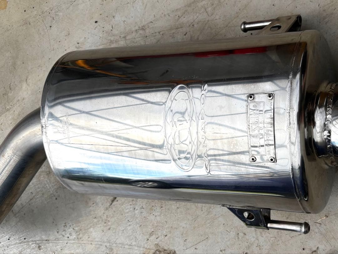 レガシィB4 BE5 マフラー　ガナドール　VERTEX　SUS　GD-536