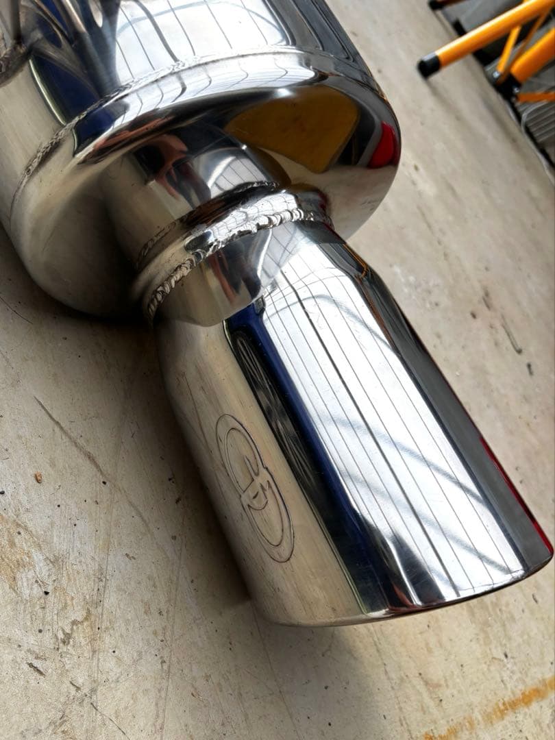 レガシィB4 BE5 マフラー　ガナドール　VERTEX　SUS　GD-536