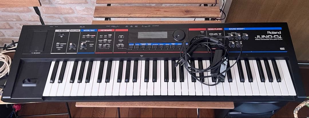 Roland JUNO-Di シンセサイザー 付属品あり　動作確認OK