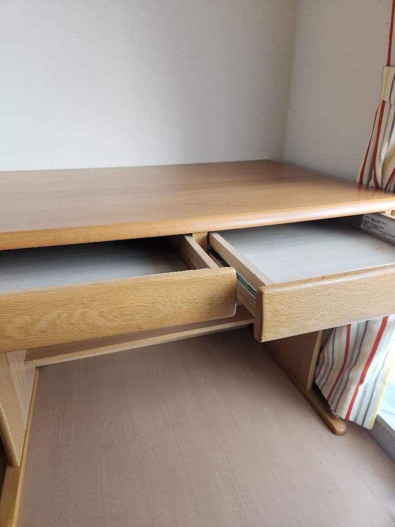 木製デスク　学習机