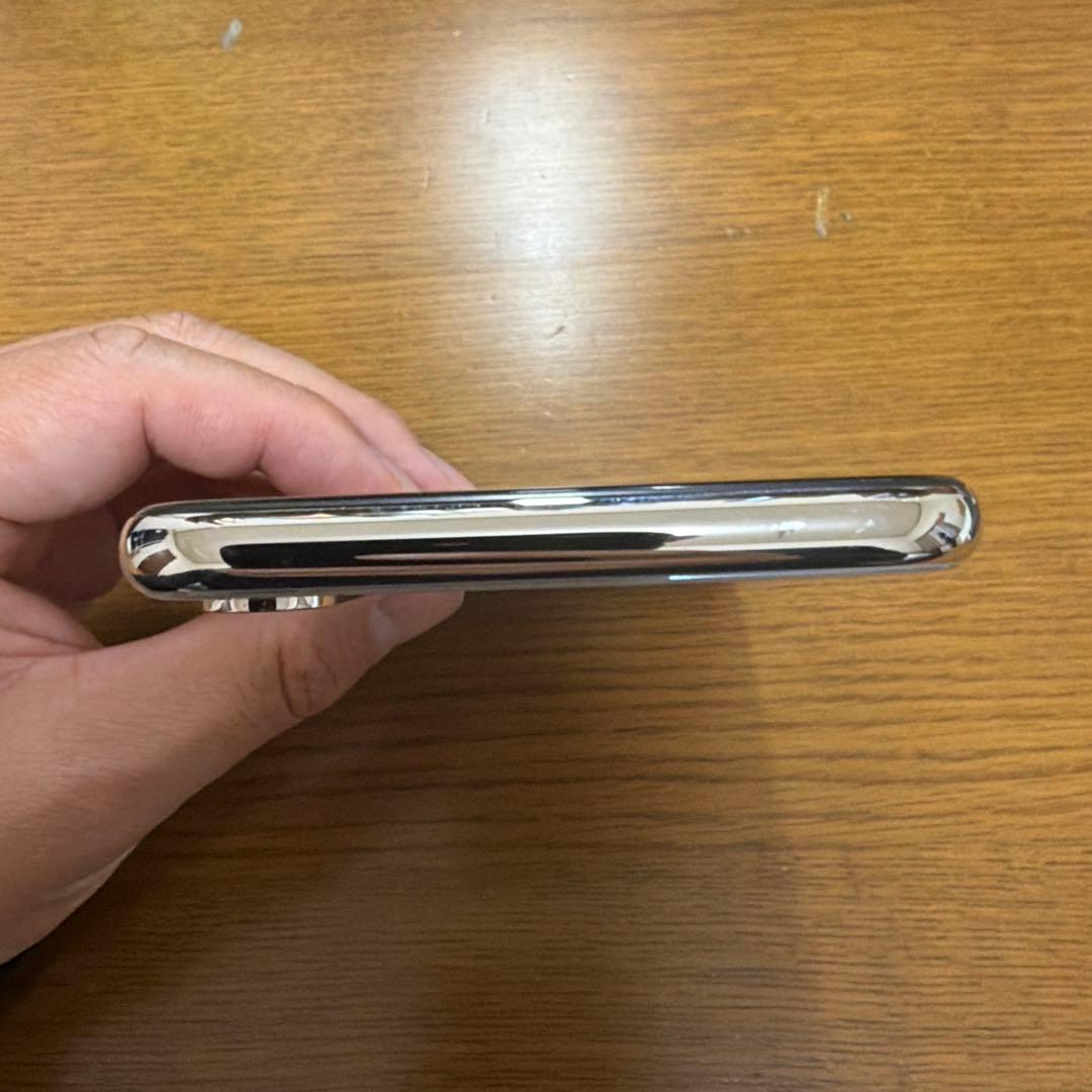 【美品】iPhone X 64GB バッテリー82%
