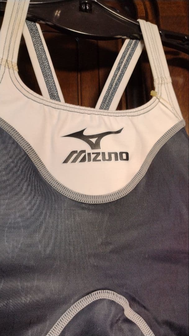 い*す様 Mizuno 水着ハイカットアクセルスーツ S 新品タグ mizuno